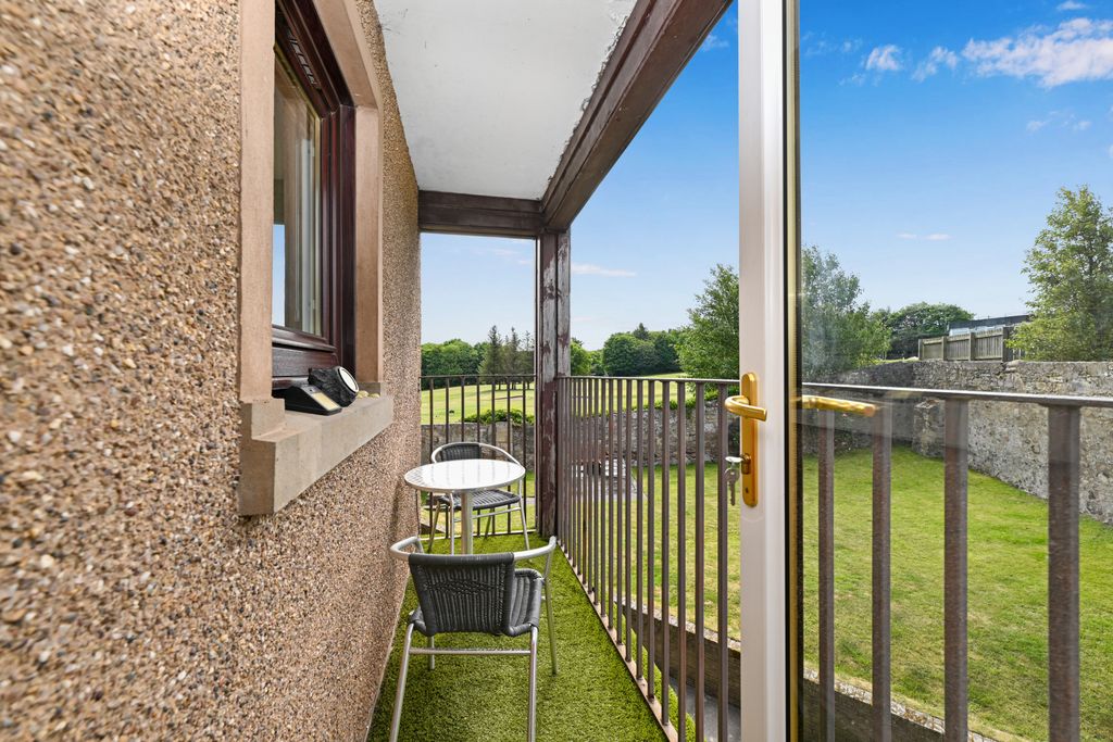 Additional image 5 of 2 bed flat for sale9 The Fairways, Musselburgh EH21