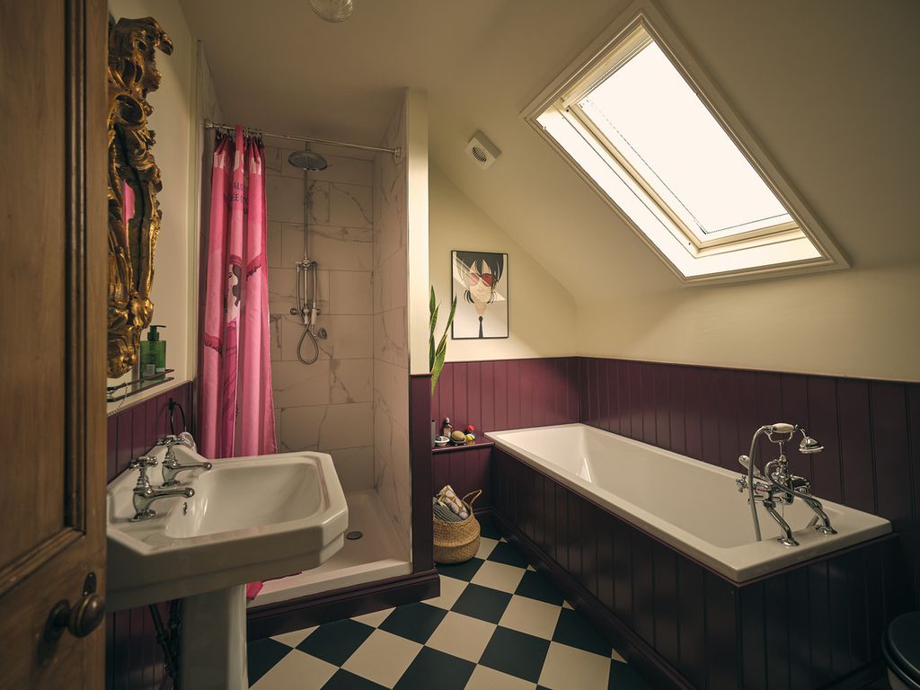 Additional image 19 of 4 bed town house for saleWellington Road, Newark NG24