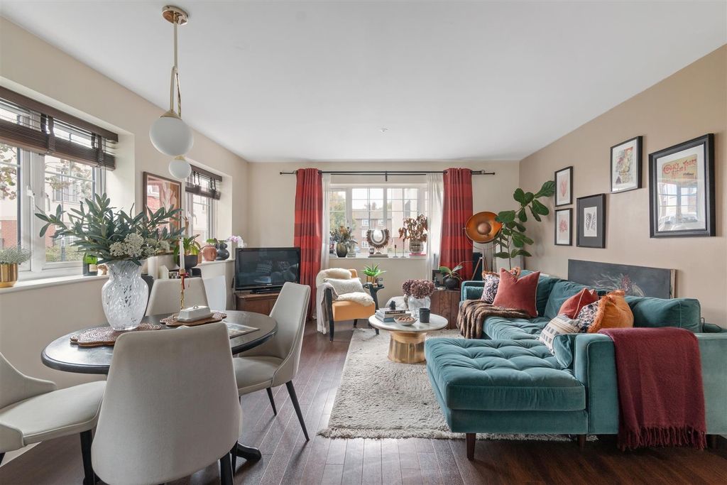 Additional image 7 of 2 bed flat for saleSchoolgate Drive, Morden SM4