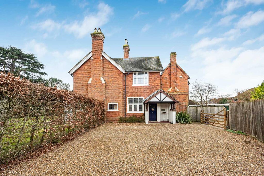 Additional image 27 of 5 bed detached house for saleStation Road, Marlow, Buckinghamshire SL7
