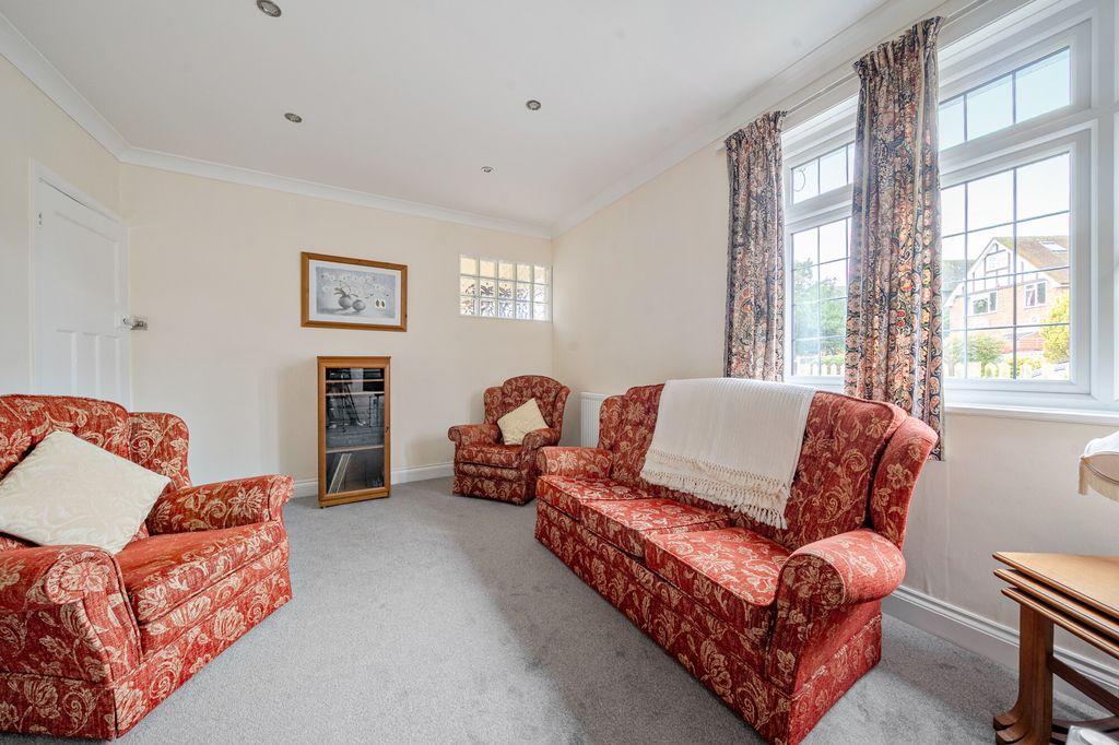 Additional image 7 of 4 bed bungalow for saleCarron Lane, Midhurst GU29