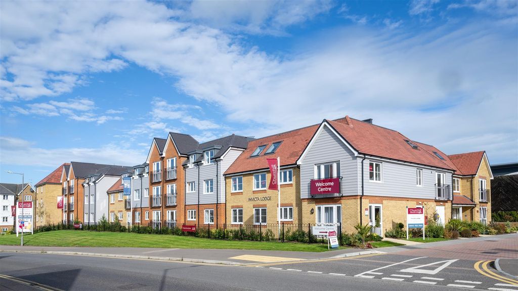 2 bed flat for saleNash Road, Westwood Cross, Margate CT9