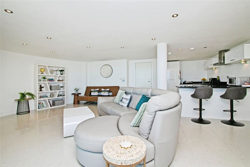 Additional image 21 of 2 bed flat for saleNarrowcliff, Newquay, Cornwall TR7