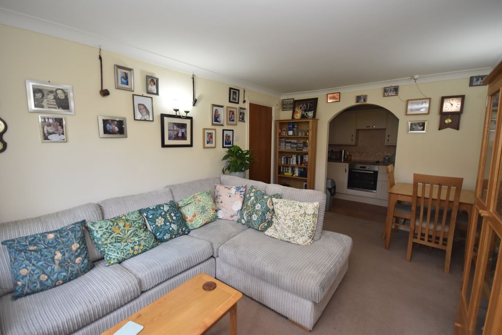Additional image 6 of 2 bed flat for saleSt Johns Park, Whitchurch SY13