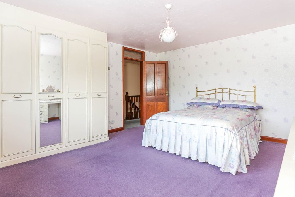 Additional image 14 of 5 bed detached house for saleRutherford Glen, Whitestone, Nuneaton CV11