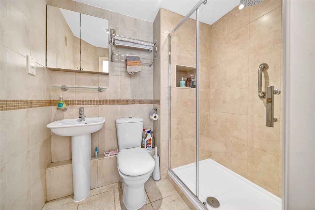 Additional image 12 of 3 bed flat for saleFlat 2, Park Crescent, Roundhay, Leeds LS8