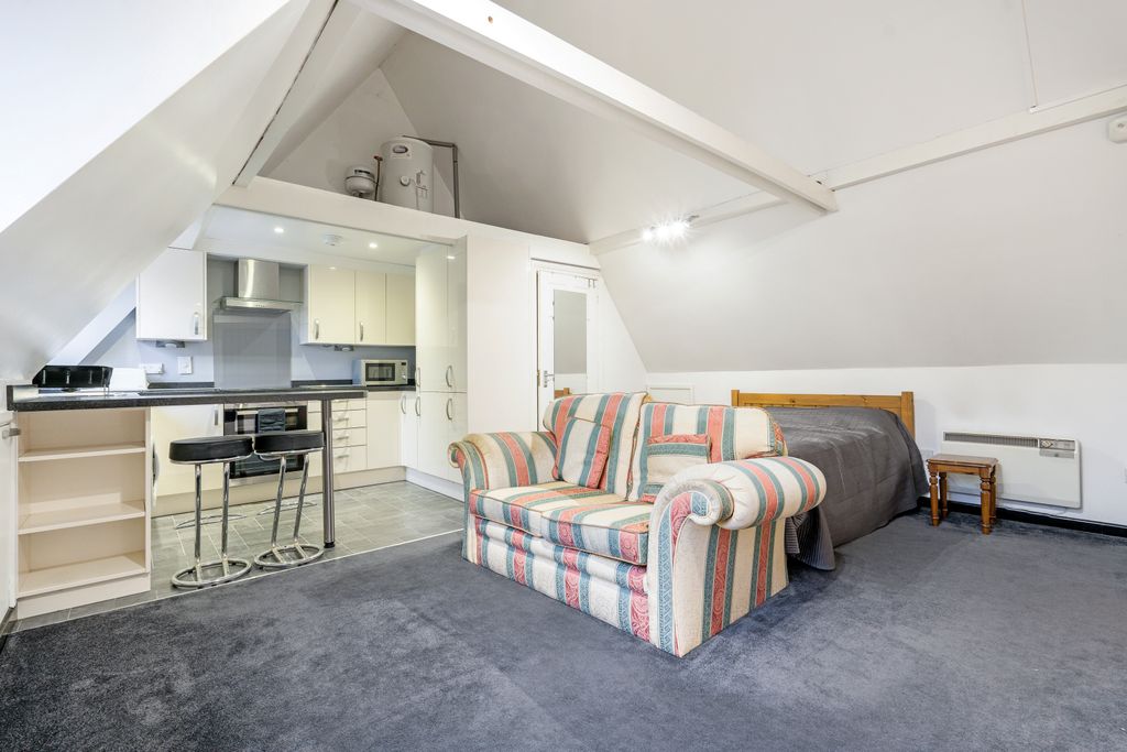 Additional image 22 of 5 bed detached house for saleSpinfield Lane West, Marlow SL7