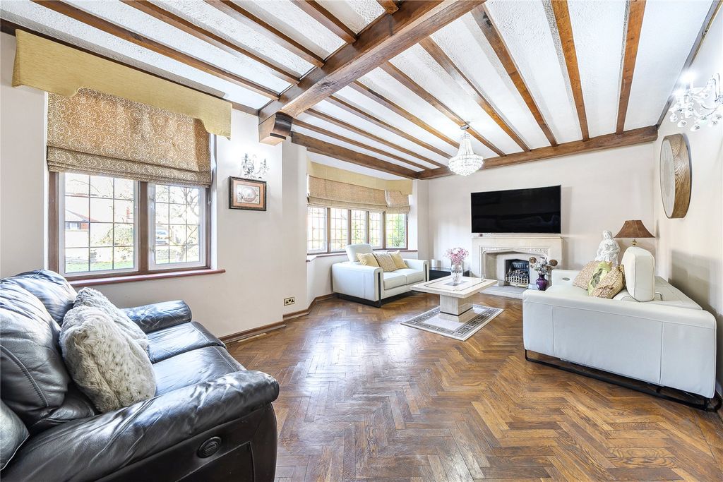 Additional image 5 of 6 bed detached house for saleSutherland Avenue, Petts Wood, Orpington BR5