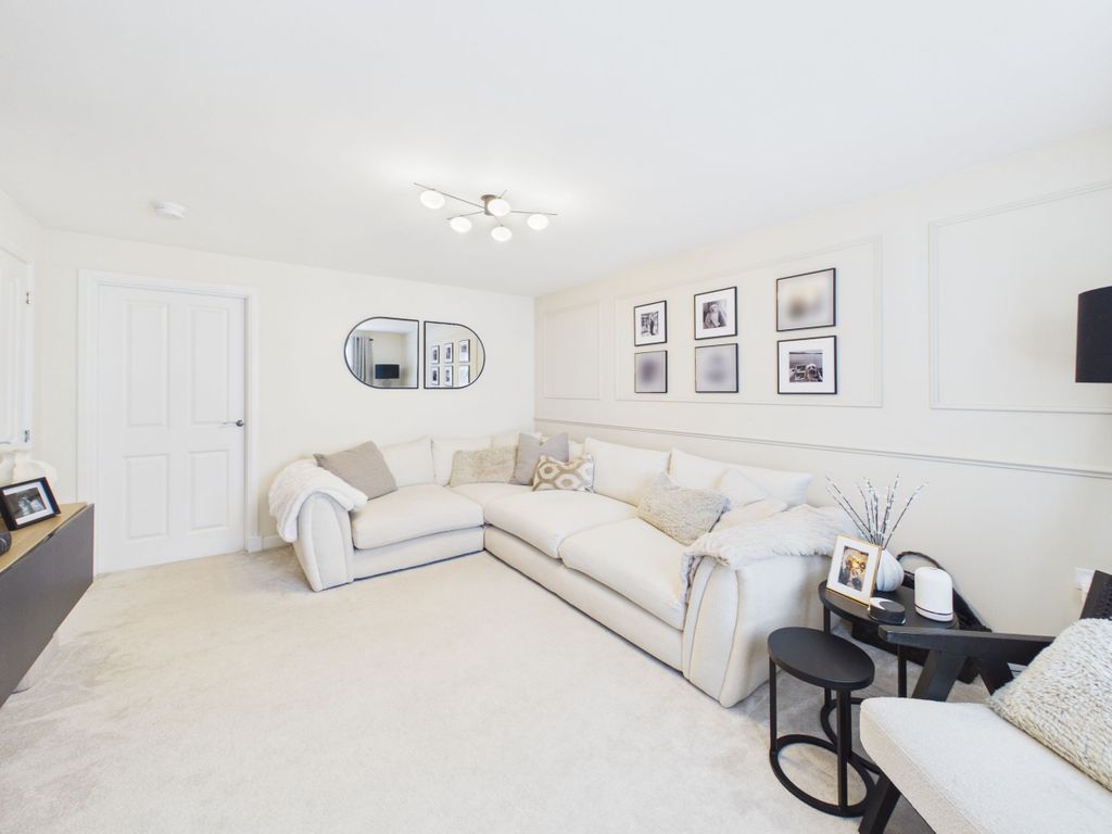 Additional image 4 of 3 bed semi-detached house for saleBarrie Road, Newarthill, Motherwell ML1