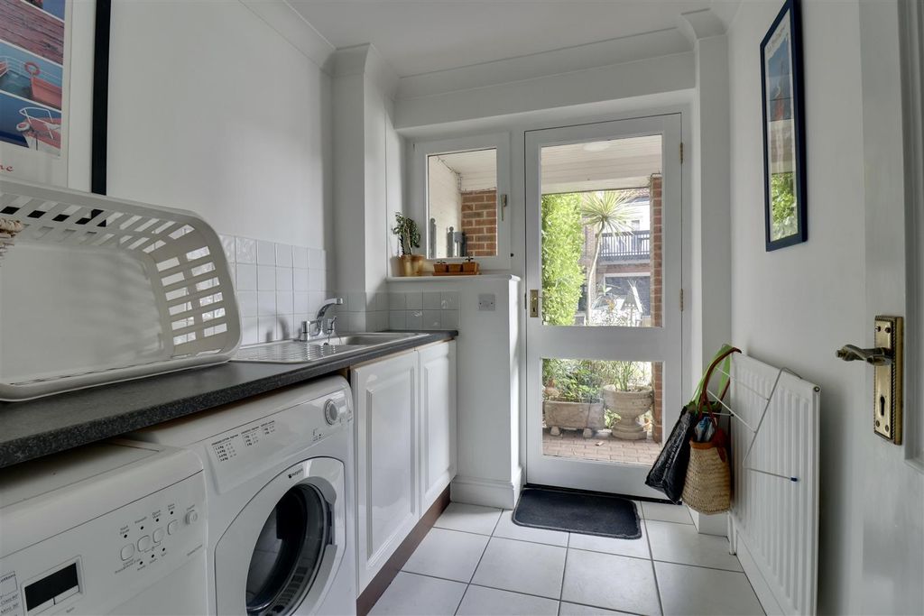 Additional image 11 of 4 bed town house for saleBroad Street, Old Portsmouth, Hampshire PO1