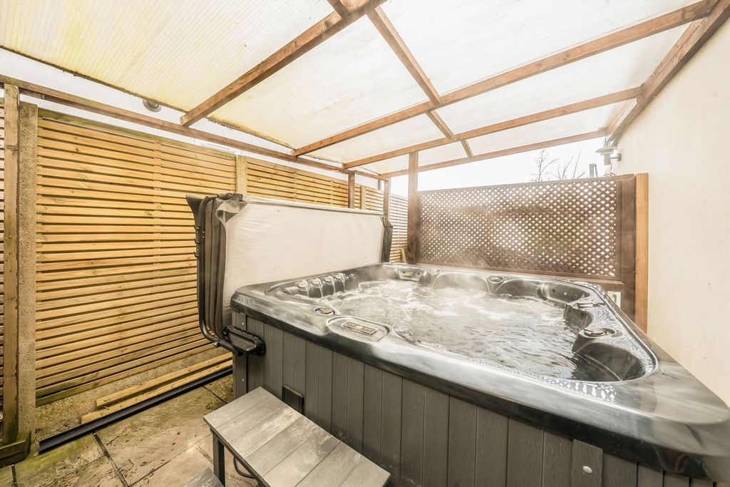 Additional image 7 of 4 bed semi-detached house for saleThurleston Avenue, Morden SM4