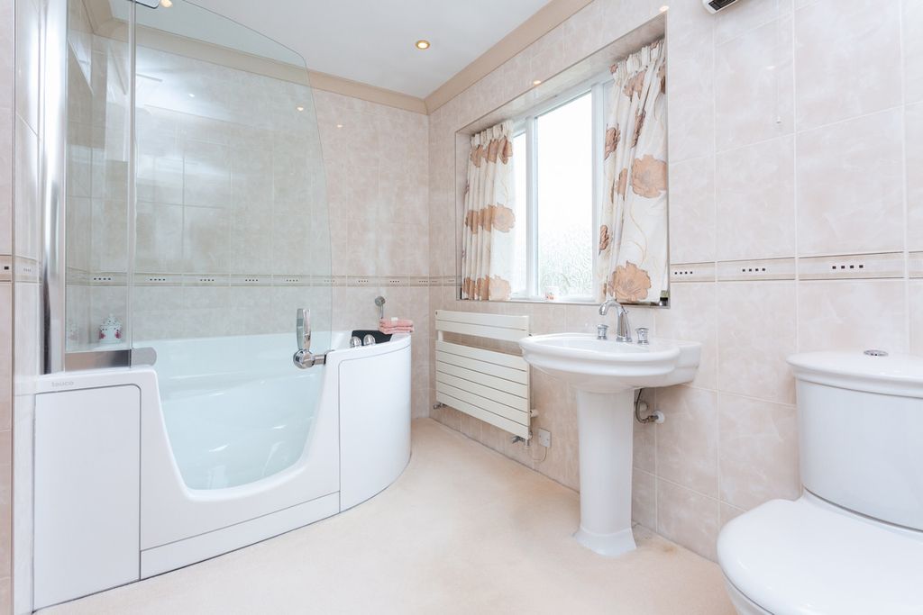 Additional image 28 of 4 bed semi-detached house for saleAbbotsway, Penwortham PR1