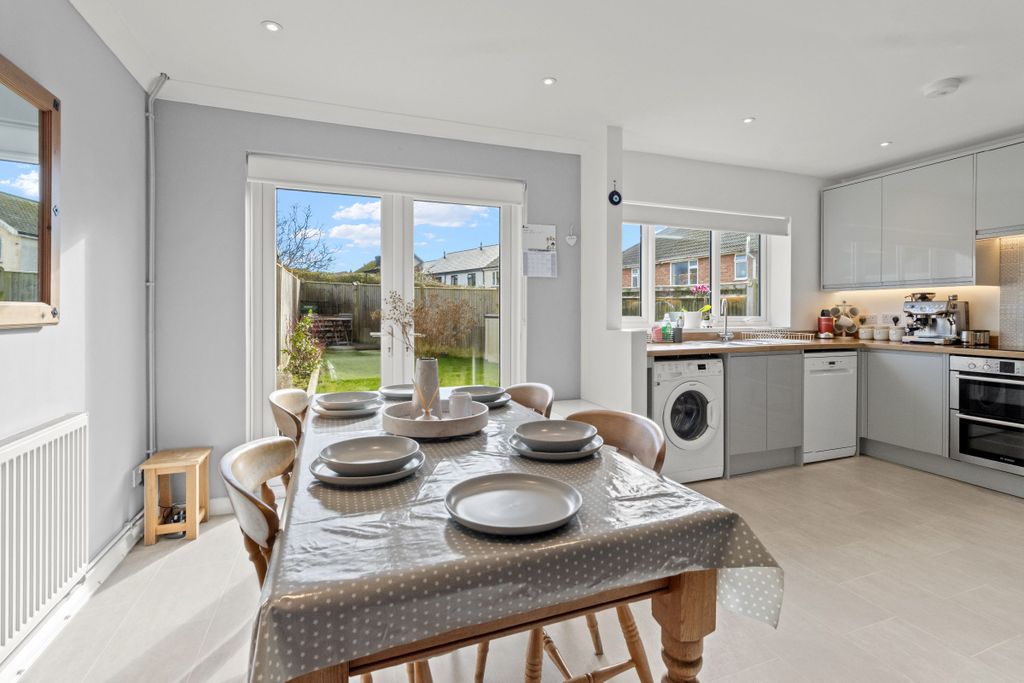 Additional image 8 of 3 bed semi-detached house for saleKings Avenue, Newhaven BN9