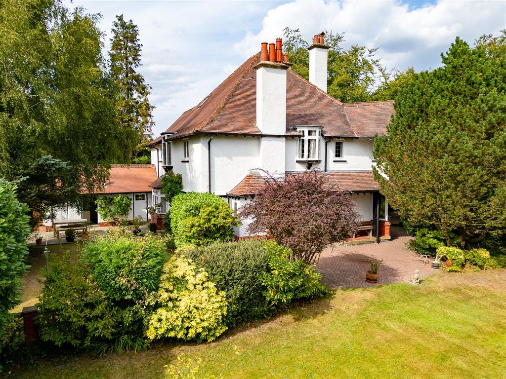 Additional image 36 of 5 bed detached house for salePark Lane, Macclesfield SK11
