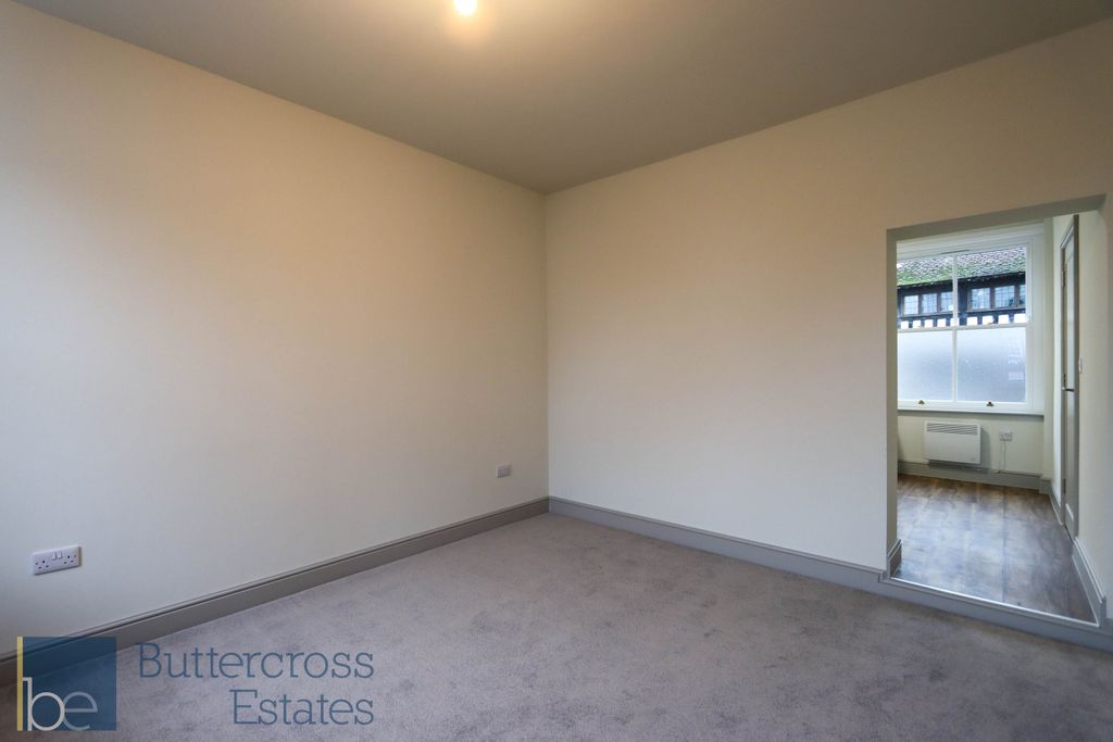 Additional image 6 of 2 bed flat for saleMarket Place, Newark NG24