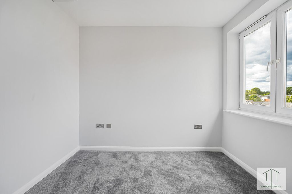 Additional image 12 of 2 bed flat for saleTaywood Road, Northolt UB5