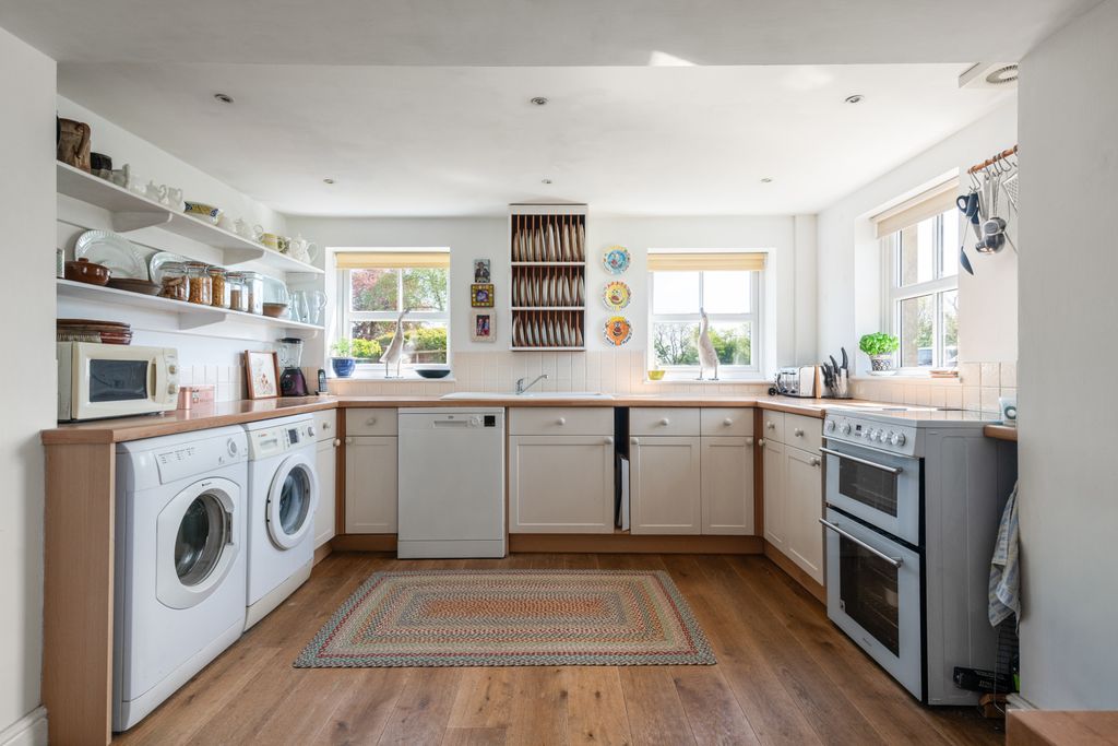Additional image 8 of 5 bed detached house for saleThe Common, Broughton Gifford, Wiltshire SN12