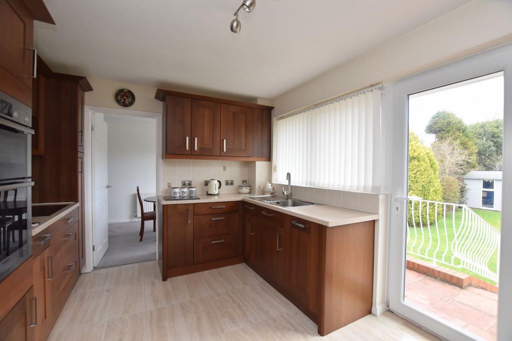 Additional image 11 of 4 bed detached house for saleQueens Road, Littlestone TN28