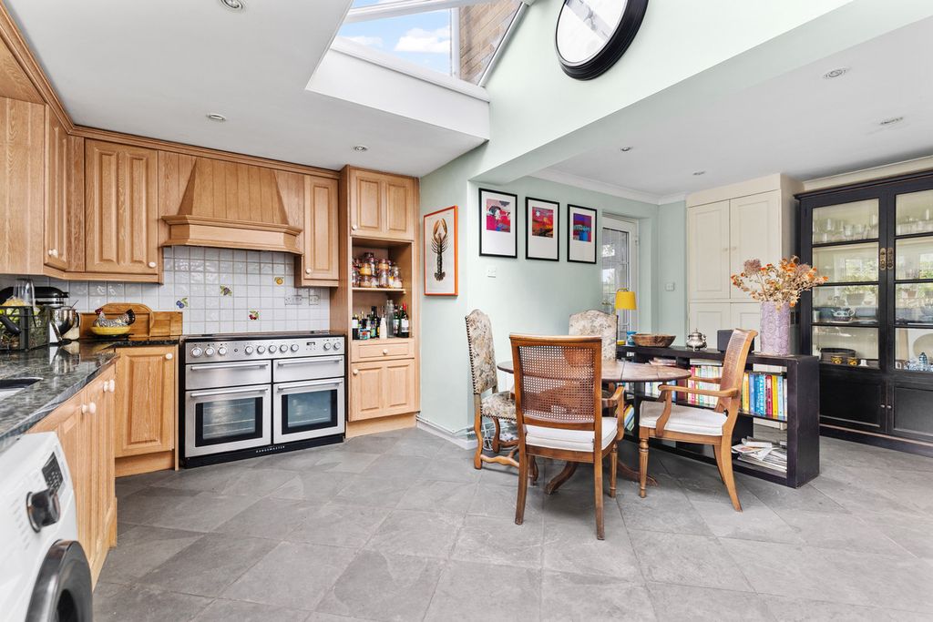 Additional image 3 of 4 bed detached house for saleGuillards Oak, Midhurst GU29