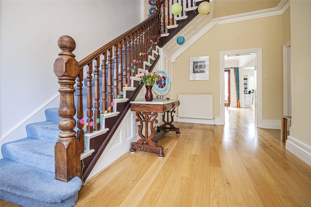 Additional image 3 of 6 bed semi-detached house for salePresburg Road, New Malden KT3