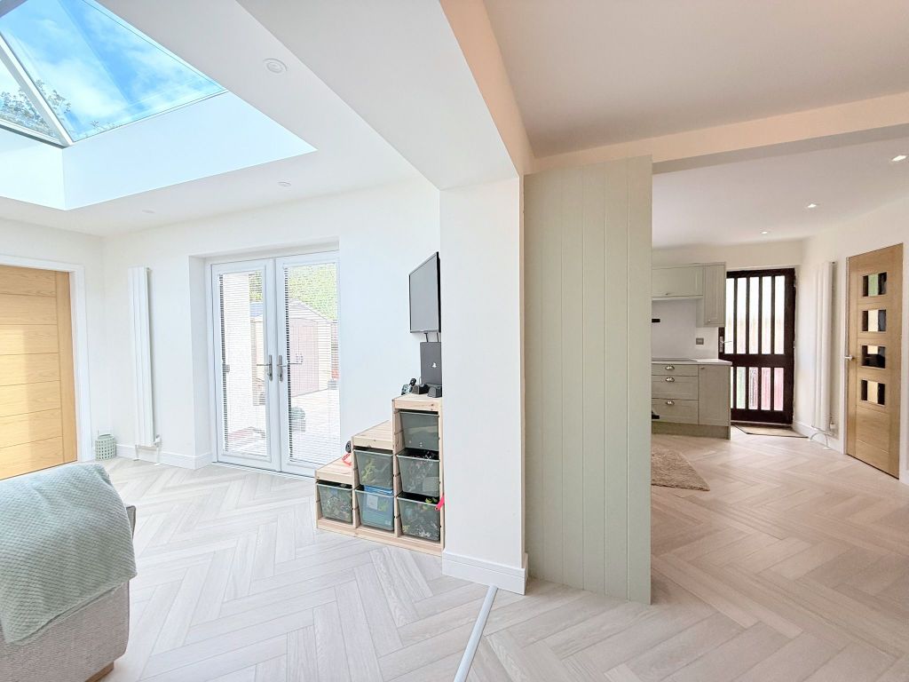 Additional image 12 of 4 bed semi-detached house for salePark Road, Falkirk FK2