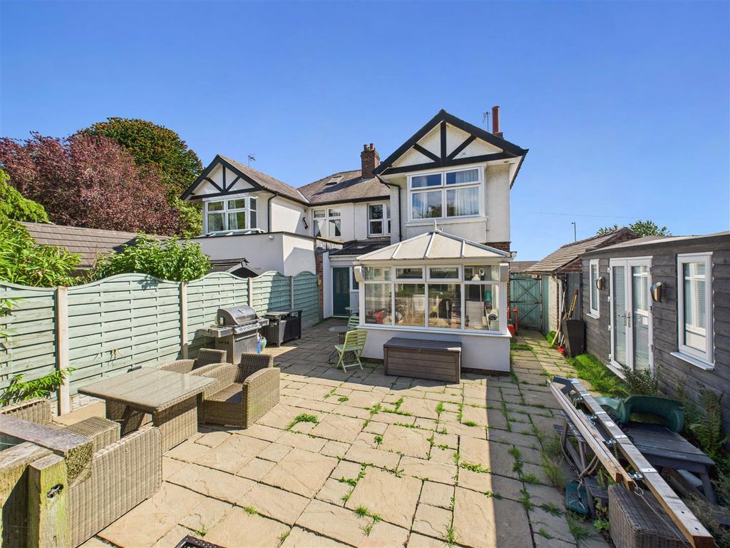 Additional image 16 of 4 bed semi-detached house for saleFerriby High Road, North Ferriby HU14