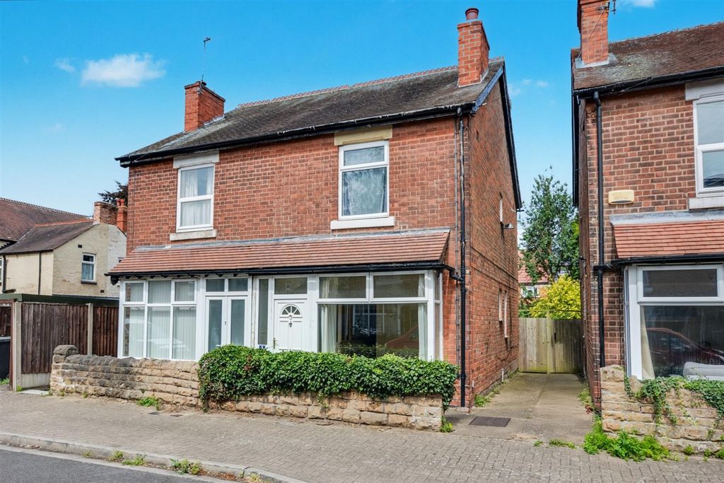 2 bed semi-detached house for saleAlexandra Crescent, Beeston, Nottingham NG9