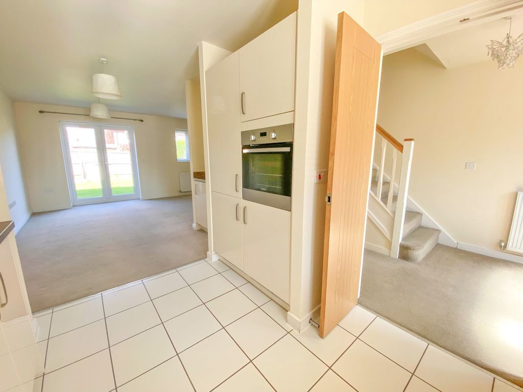 Additional image 6 of 3 bed semi-detached house for saleClover Avenue, Malton YO17