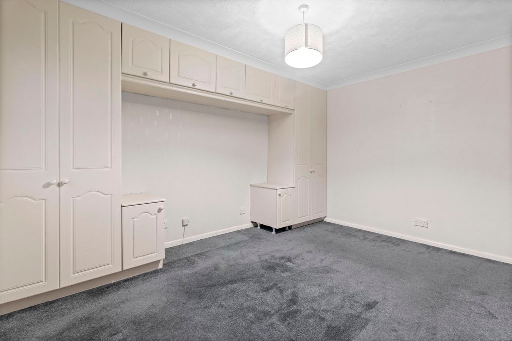 Additional image 10 of 4 bed semi-detached house for saleVicarage Close, Newhaven BN9