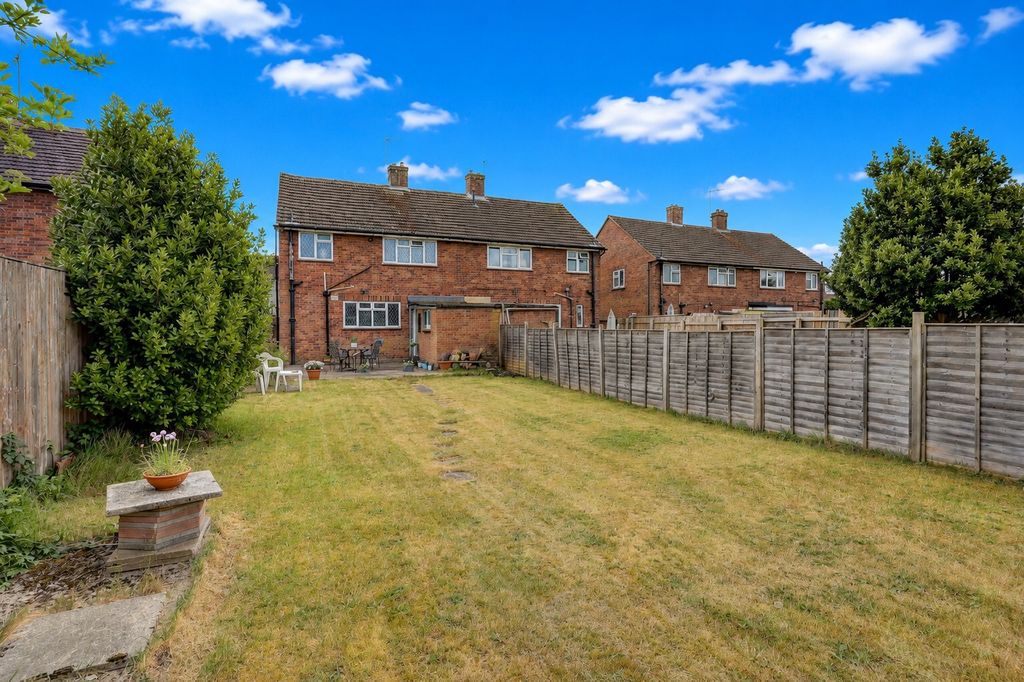 Additional image 2 of 3 bed semi-detached house for saleWoodfield Road, Princes Risborough HP27