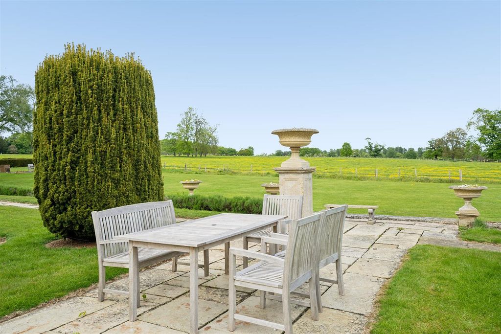 Additional image 28 of 2 bed flat for saleGayhurst, Newport Pagnell MK16