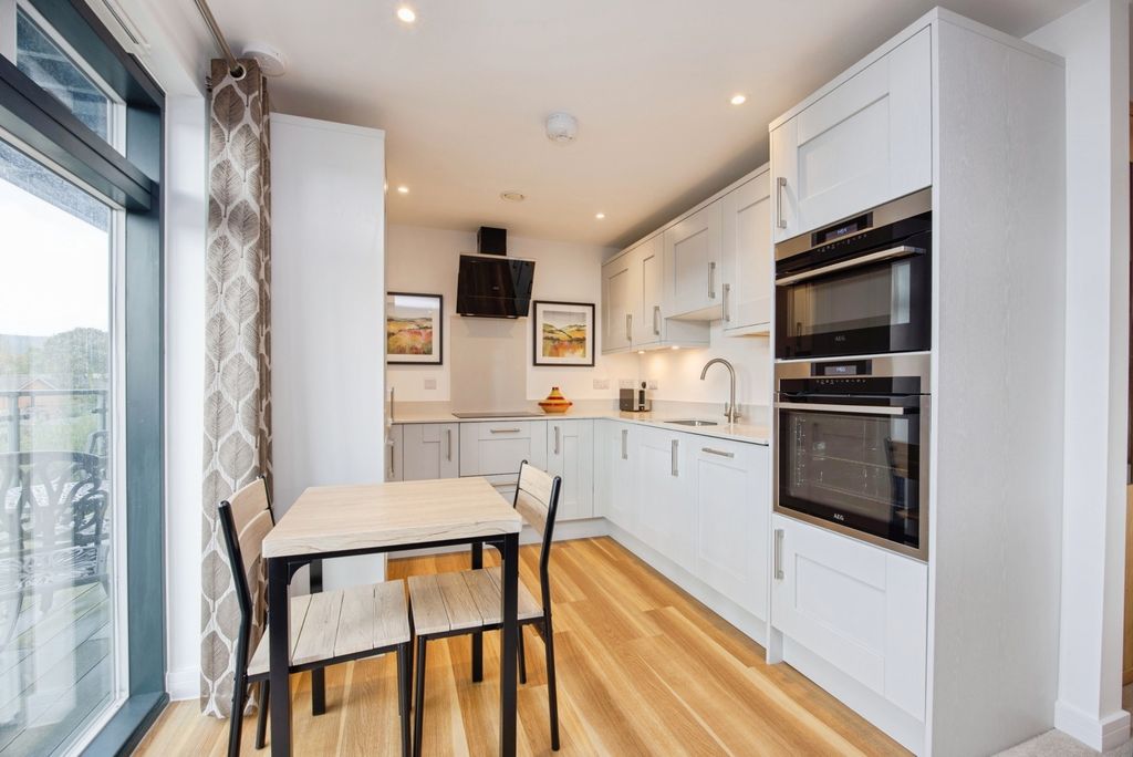Additional image 9 of 2 bed flat for saleThe Yard, Lostwithiel, Cornwall PL22