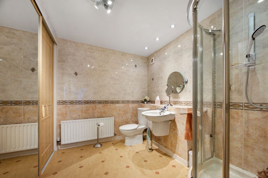 Additional image 17 of 5 bed detached house for saleOakwood Gardens, Scotforth, Lancaster LA1