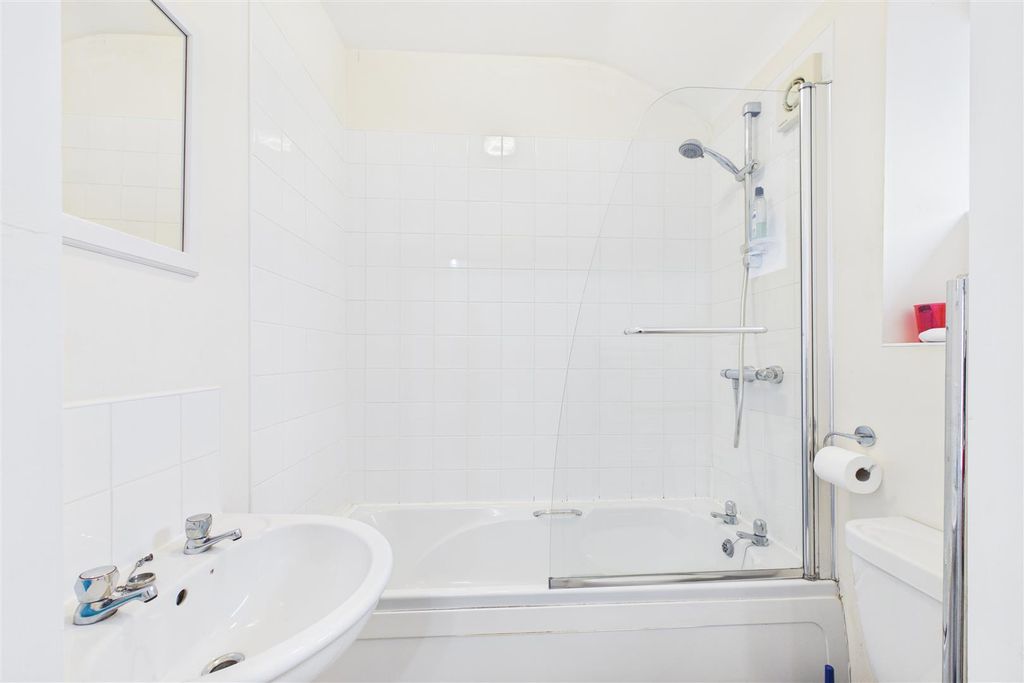 Additional image 21 of 7 bed detached house for saleLondon Road, Balderton, Newark NG24