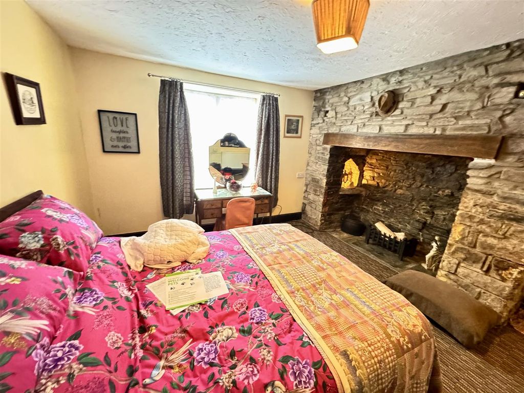 Additional image 4 of 5 bed property for saleLlanddeusant, Llangadog SA19