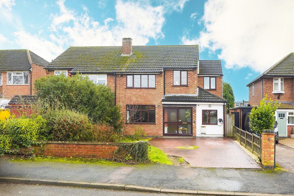 Additional image 21 of 4 bed semi-detached house for saleElmhirst Road, Lutterworth LE17