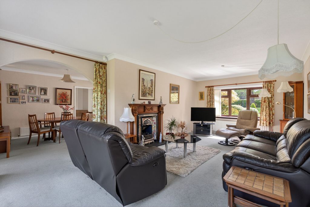 Additional image 17 of 5 bed detached house for saleBeverley Road, Leamington Spa, Warwickshire CV32