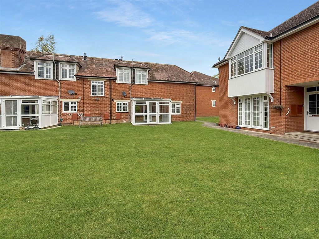 Additional image 2 of 1 bed flat for saleHeath Road, Newmarket CB8