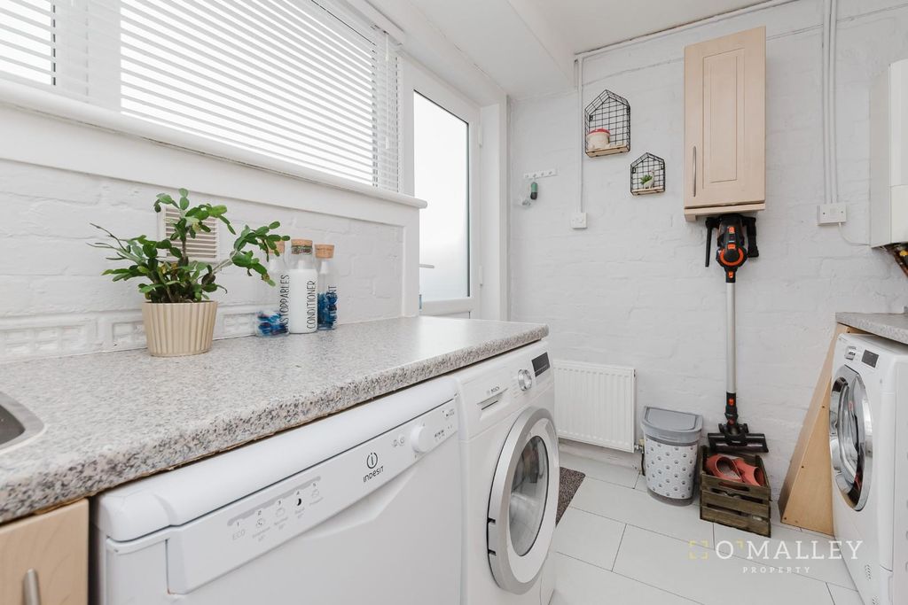 Additional image 4 of 4 bed detached house for saleCleuch Avenue, Tullibody FK10
