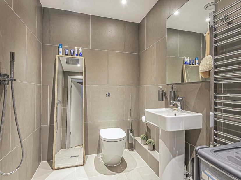 2 Bed Flat, Globe View House, SE1, N1 7GU photo 5