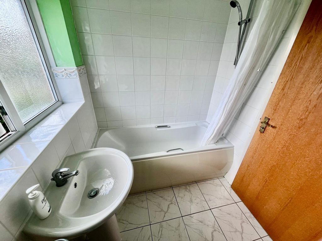 Additional image 11 of 3 bed semi-detached house for saleFriary Gardens, Newport Pagnell MK16