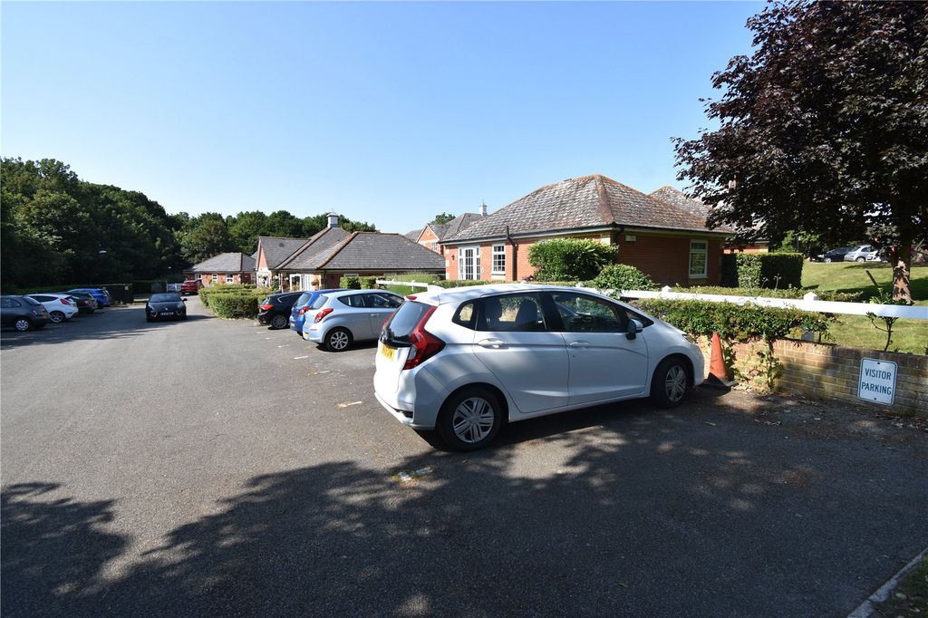 Additional image 7 of 1 bed flat for saleMichaelstowe Drive, Harwich, Essex CO12