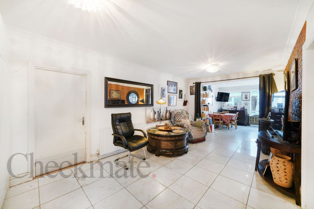 Additional image 2 of 4 bed semi-detached bungalow for saleMoat Farm Road, Northolt UB5