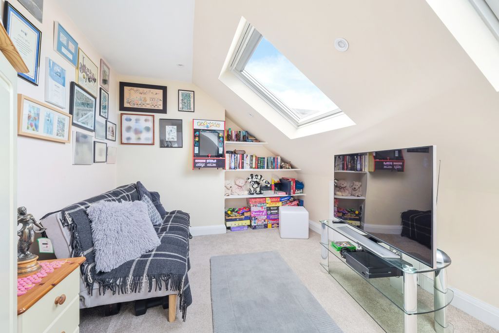 Additional image 22 of 5 bed semi-detached house for saleMaycross Avenue, Morden SM4