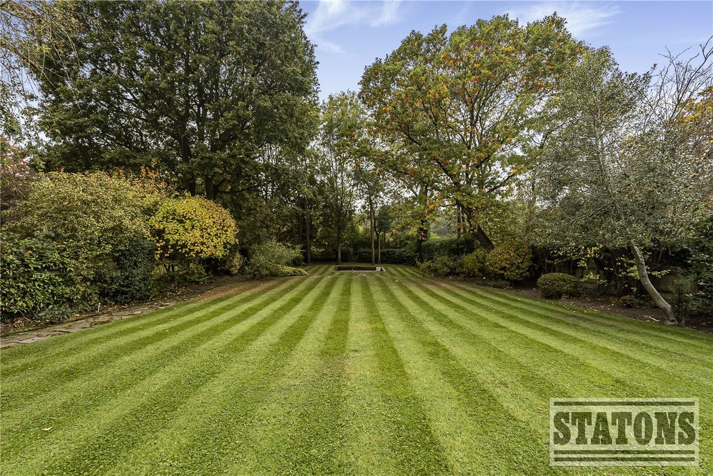 Additional image 21 of 4 bed detached house for saleThe Avenue, Potters Bar, Hertfordshire EN6