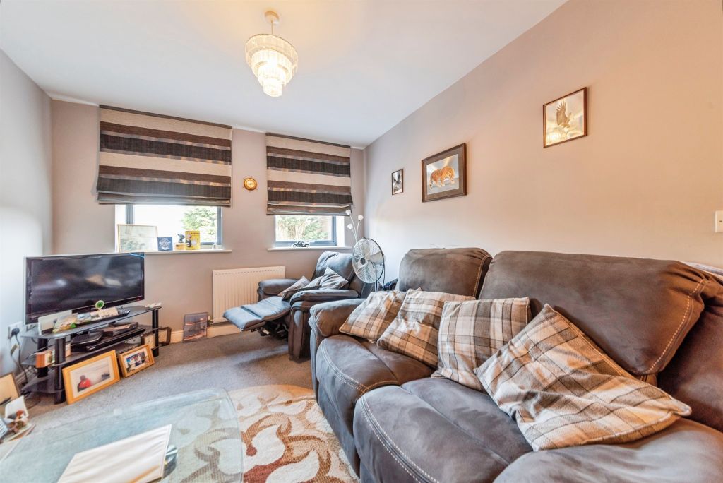 Additional image 5 of 2 bed flat for saleMill Gate, Newark NG24