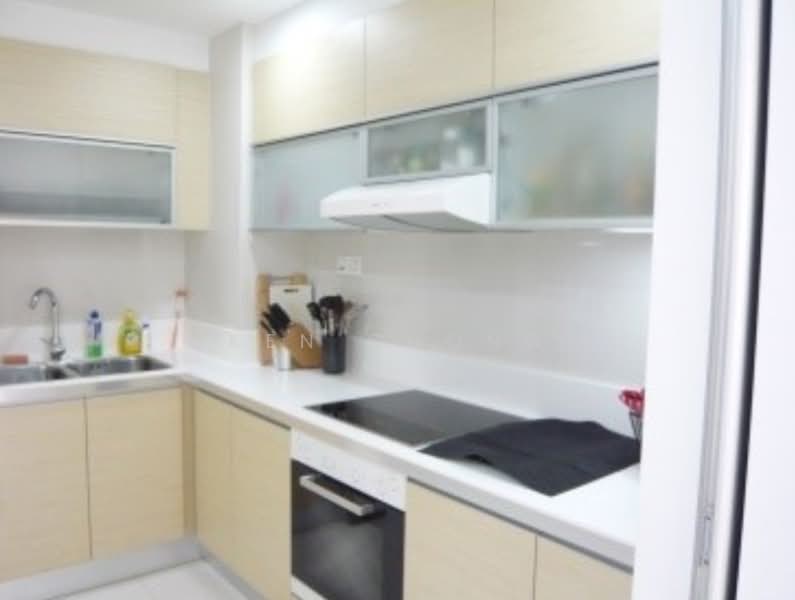2 Marina Boulevard photo 4