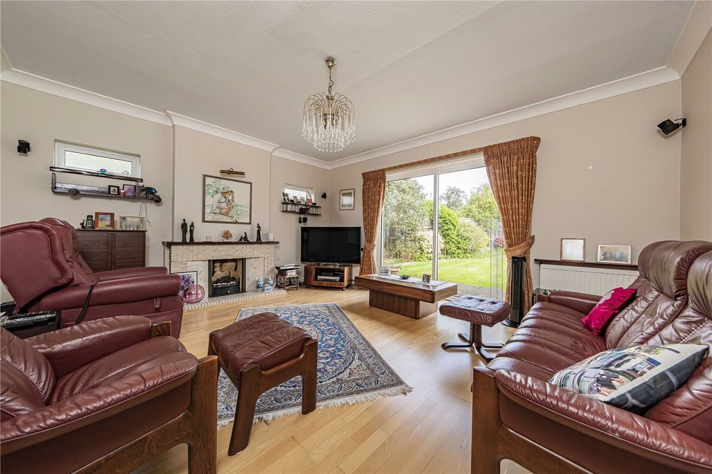 Additional image 4 of 4 bed detached house for saleBuxton Drive, New Malden KT3