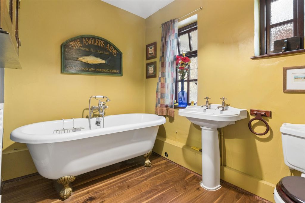 Additional image 18 of 3 bed detached bungalow for saleWeston Road, Olney MK46