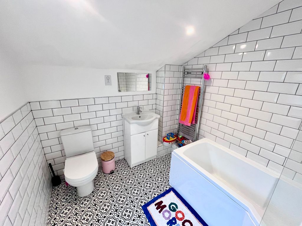 Additional image 12 of 2 bed terraced house for saleGreenfield Road, Newport Pagnell MK16